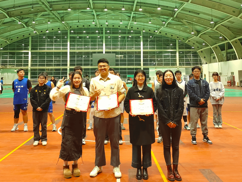 黄色小说网站大全