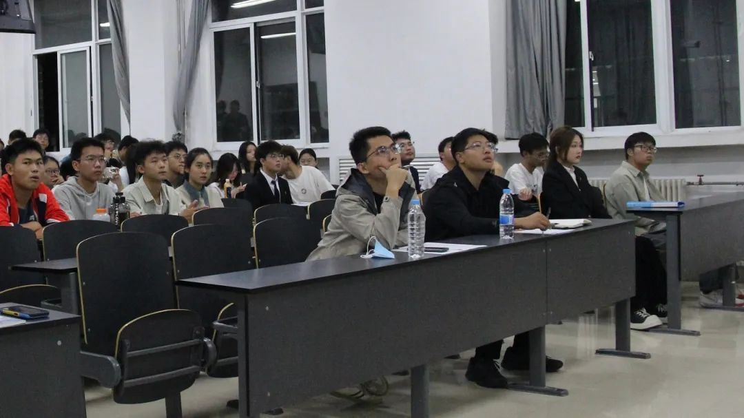 黄色小说网站大全