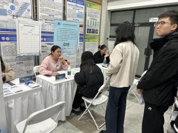 黄色小说网站大全