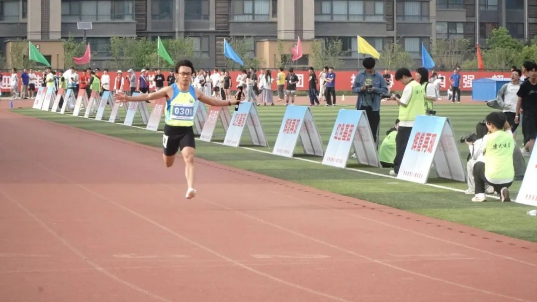 黄色小说网站大全