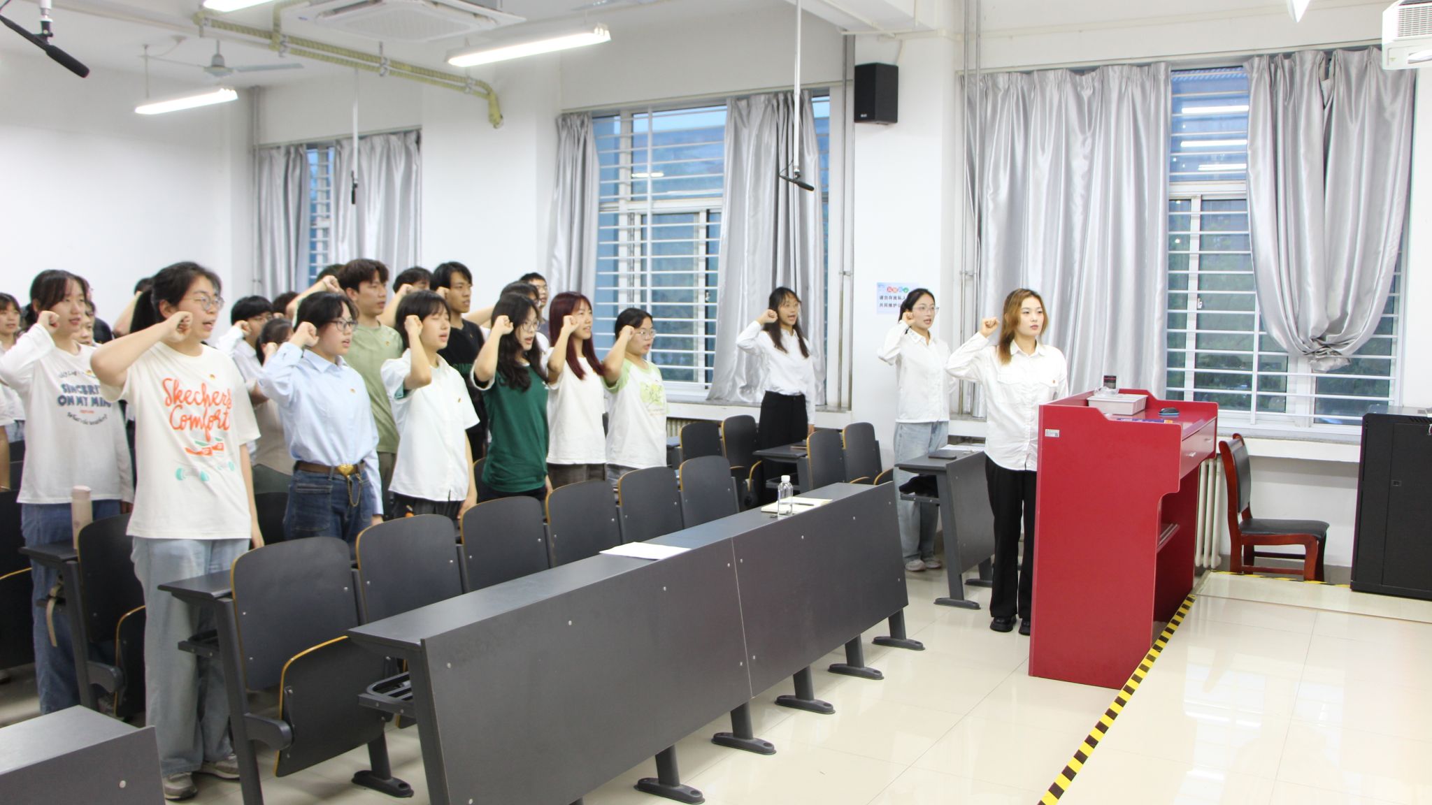 黄色小说网站大全