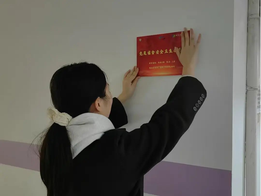 黄色小说网站大全