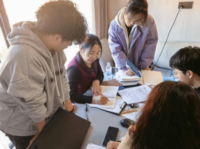 黄色小说网站大全