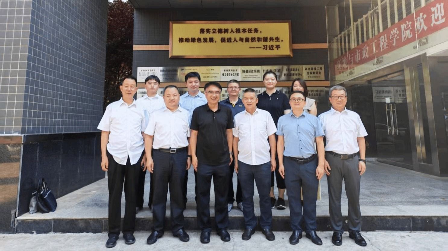 黄色小说网站大全