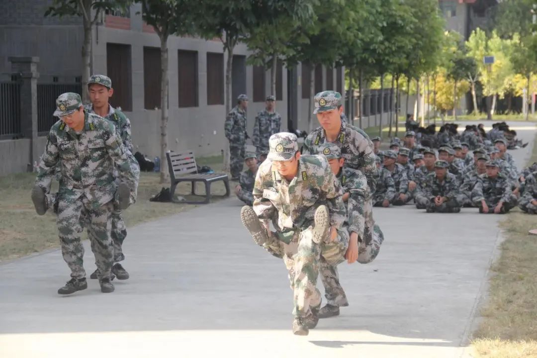 黄色小说网站大全