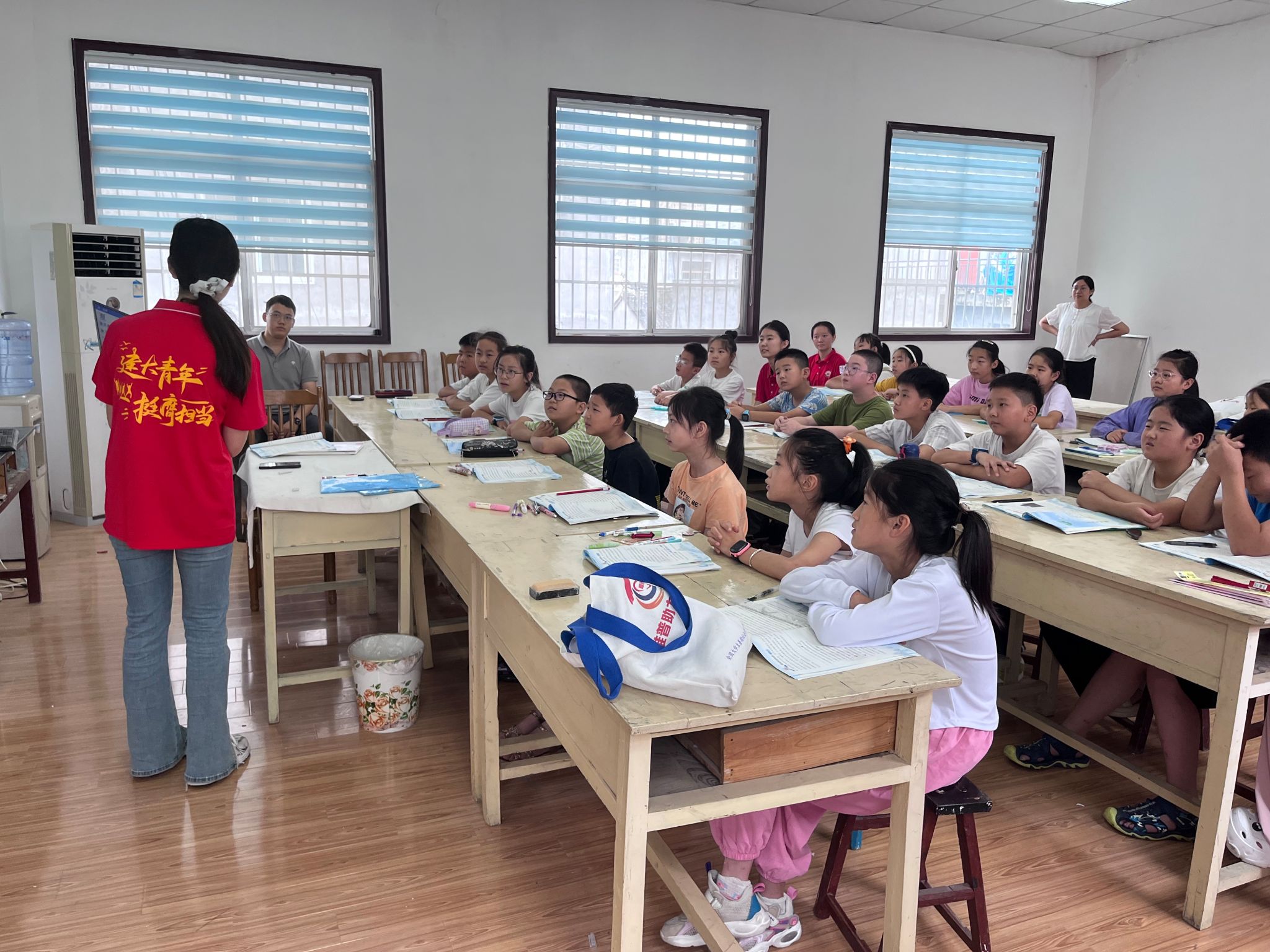 黄色小说网站大全