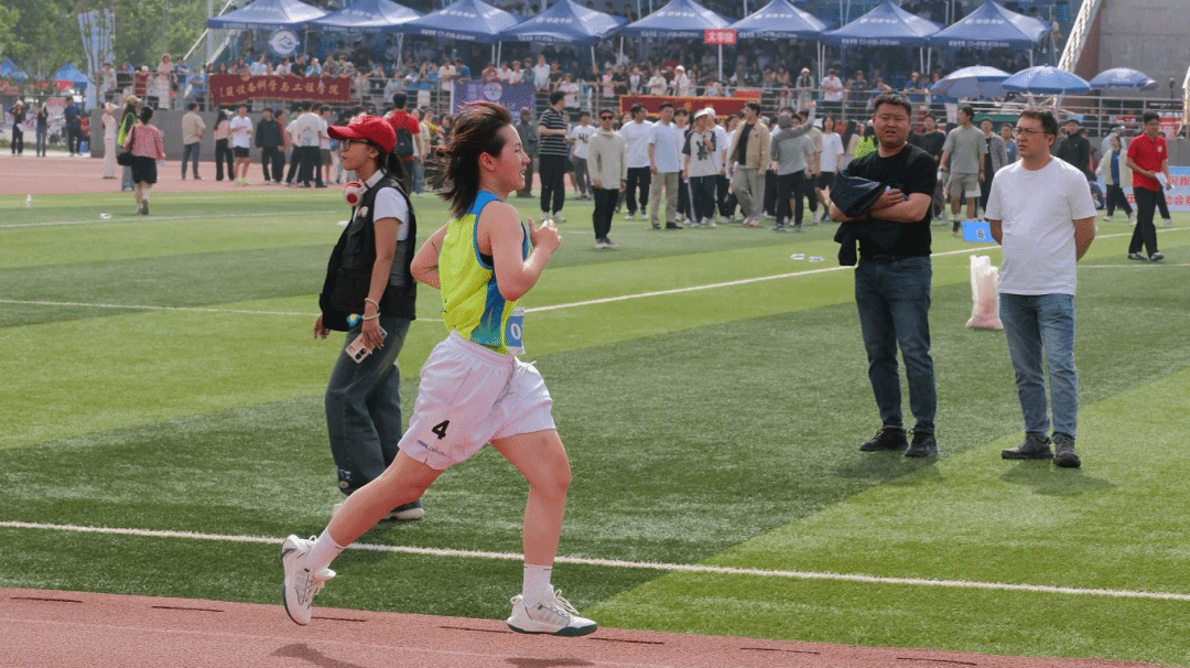 黄色小说网站大全