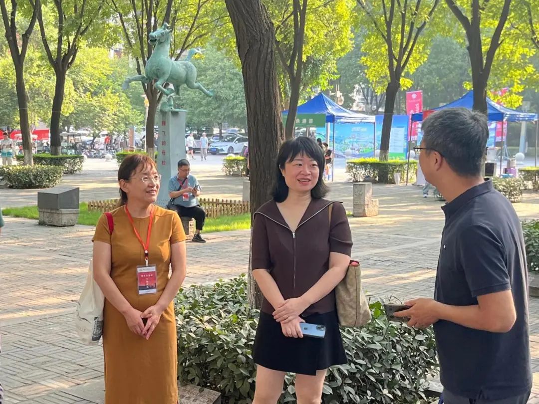 黄色小说网站大全