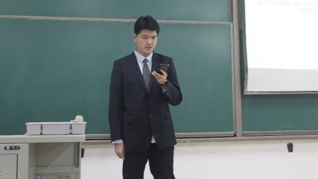 黄色小说网站大全